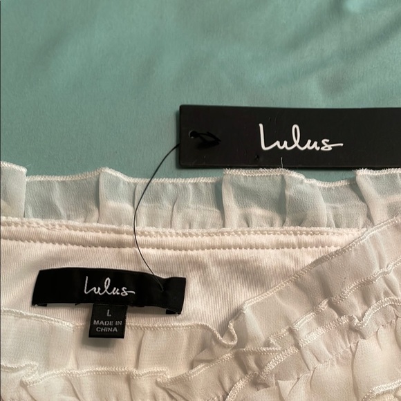 Lulu's White Ruffled Crop Blouse - Picture 2 of 4